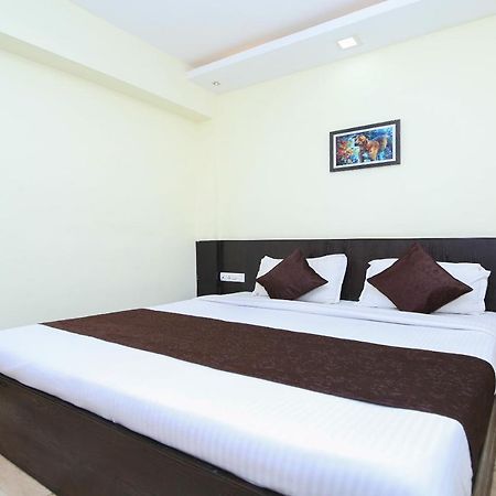 Oyo 2155 Hotel Wardhman Jabalpur Exterior foto
