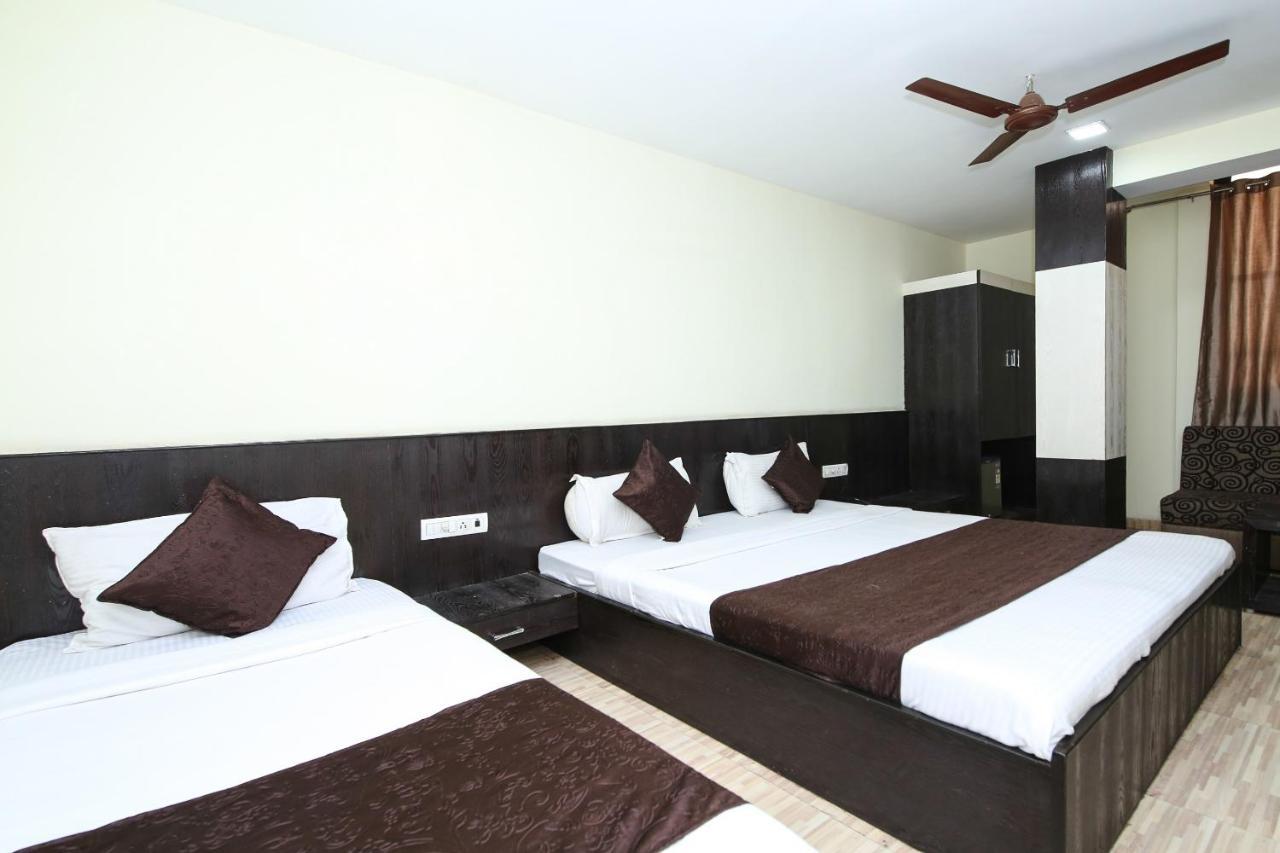 Oyo 2155 Hotel Wardhman Jabalpur Exterior foto