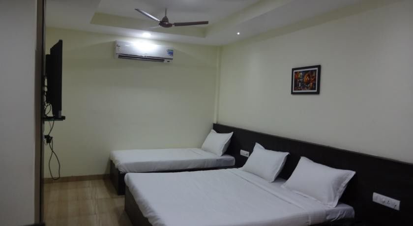 Oyo 2155 Hotel Wardhman Jabalpur Exterior foto
